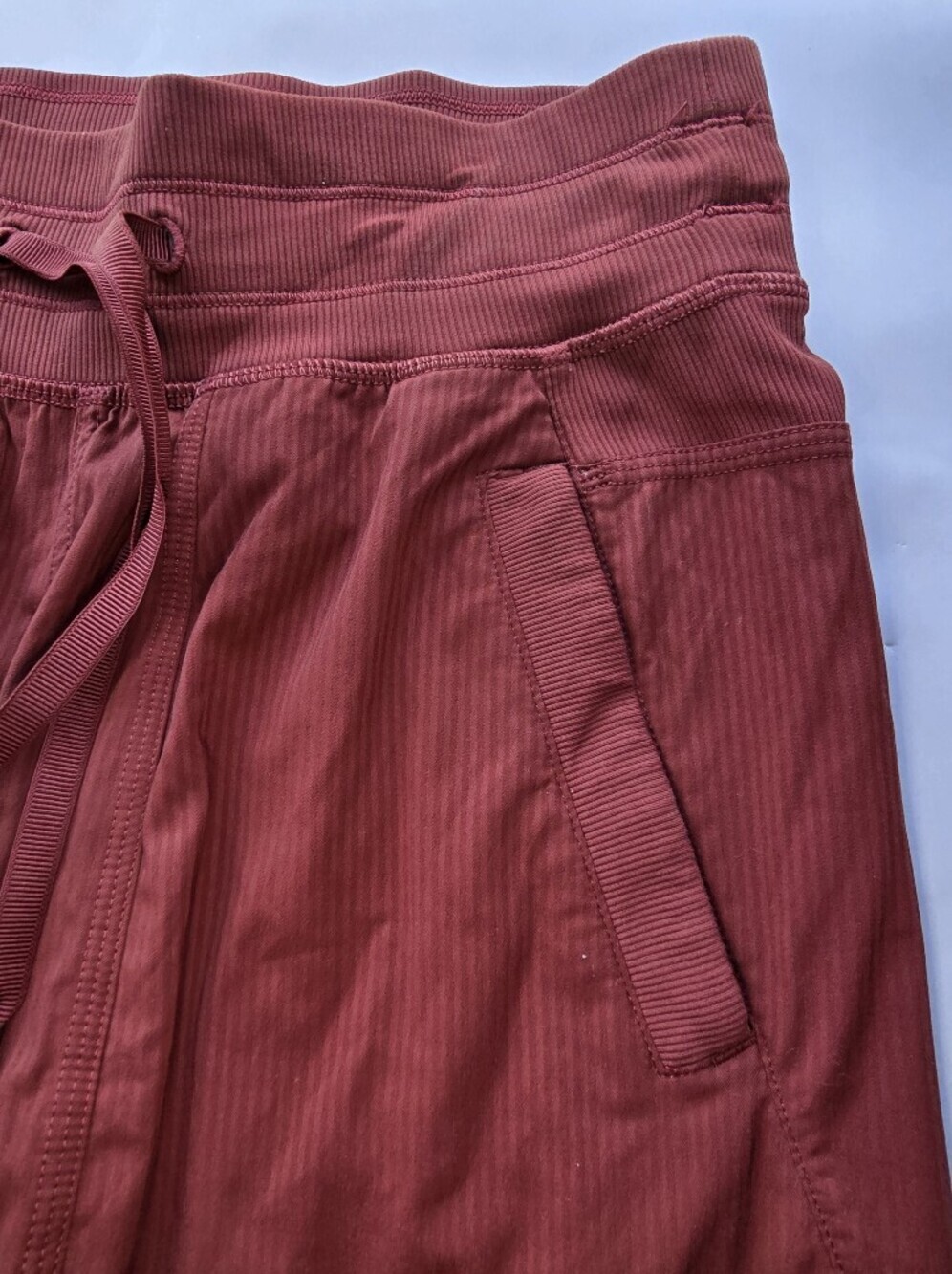 Lululemon Dance Studios Pant Burgundy Size 2 Wide Leg Adjustable Hem - Picture 9 of 12